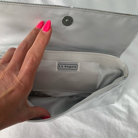 La Regale Evening Clutch Silver with Sequins - Picture 12 of 14